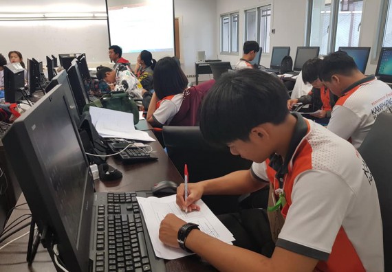 ภาพกิจกรรม โปรแกรมวิชาวิทยาการคอมพิวเตอร์ จัดโครงการส่งเสริมและพัฒนานักศึกษาหลักสูตรวิทยาการคอมพิวเตอร์ในศตวรรษที่ 21