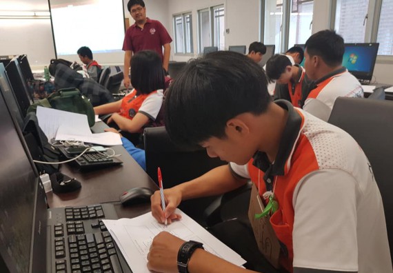 ภาพกิจกรรม โปรแกรมวิชาวิทยาการคอมพิวเตอร์ จัดโครงการส่งเสริมและพัฒนานักศึกษาหลักสูตรวิทยาการคอมพิวเตอร์ในศตวรรษที่ 21