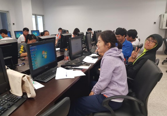 ภาพกิจกรรม โปรแกรมวิชาวิทยาการคอมพิวเตอร์ จัดโครงการส่งเสริมและพัฒนานักศึกษาหลักสูตรวิทยาการคอมพิวเตอร์ในศตวรรษที่ 21