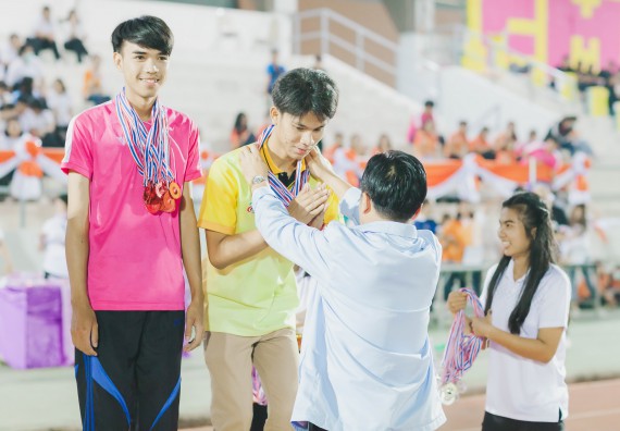 ภาพกิจกรรม คณะวิทยาศาสตร์และเทคโนโลยี จัดกิจกรรมกีฬาสานสัมพันธ์ ปลาบึกเกมส์ คณะวิทยาศาสตร์และเทคโนโลยี