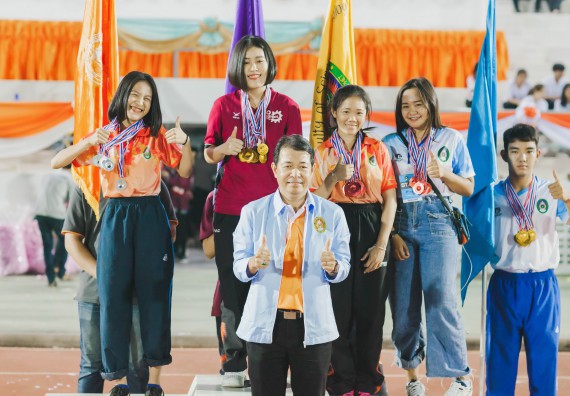 ภาพกิจกรรม คณะวิทยาศาสตร์และเทคโนโลยี จัดกิจกรรมกีฬาสานสัมพันธ์ ปลาบึกเกมส์ คณะวิทยาศาสตร์และเทคโนโลยี