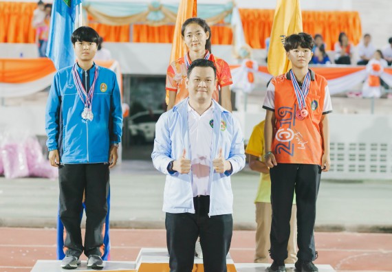 ภาพกิจกรรม คณะวิทยาศาสตร์และเทคโนโลยี จัดกิจกรรมกีฬาสานสัมพันธ์ ปลาบึกเกมส์ คณะวิทยาศาสตร์และเทคโนโลยี