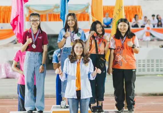 ภาพกิจกรรม คณะวิทยาศาสตร์และเทคโนโลยี จัดกิจกรรมกีฬาสานสัมพันธ์ ปลาบึกเกมส์ คณะวิทยาศาสตร์และเทคโนโลยี