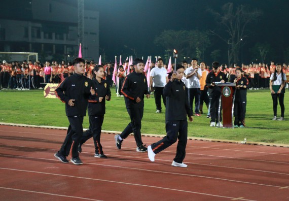 ภาพกิจกรรม คณะวิทยาศาสตร์และเทคโนโลยี จัดกิจกรรมกีฬาสานสัมพันธ์ ปลาบึกเกมส์ คณะวิทยาศาสตร์และเทคโนโลยี