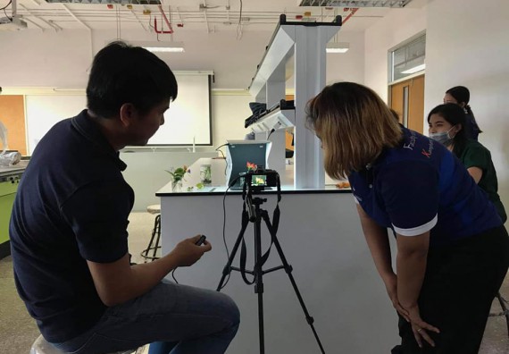 ภาพกิจกรรม โปรแกรมวิชาชีววิทยา จัดโครงการส่งเสริมการจัดการเรียนการสอนในศตวรรษที่ 21 ทฤษฎีการถ่ายภาพ และเทคนิคการถ่ายภาพทางวิทยาศาสตร์