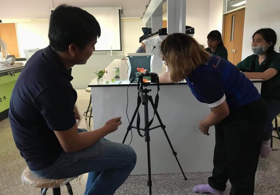 ภาพกิจกรรม โปรแกรมวิชาชีววิทยา จัดโครงการส่งเสริมการจัดการเรียนการสอนในศตวรรษที่ 21 ทฤษฎีการถ่ายภาพ และเทคนิคการถ่ายภาพทางวิทยาศาสตร์