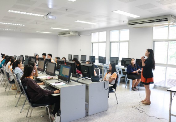 ภาพกิจกรรม โปรแกรมวิชาสาธารณสุขศาสตร์ จัดอบรมการผลิตนวัตกรรมทางสุขภาพด้วยคอมพิวเตอร์