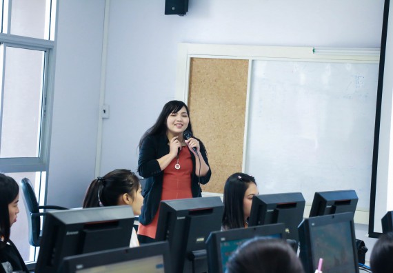 ภาพกิจกรรม โปรแกรมวิชาสาธารณสุขศาสตร์ จัดอบรมการผลิตนวัตกรรมทางสุขภาพด้วยคอมพิวเตอร์