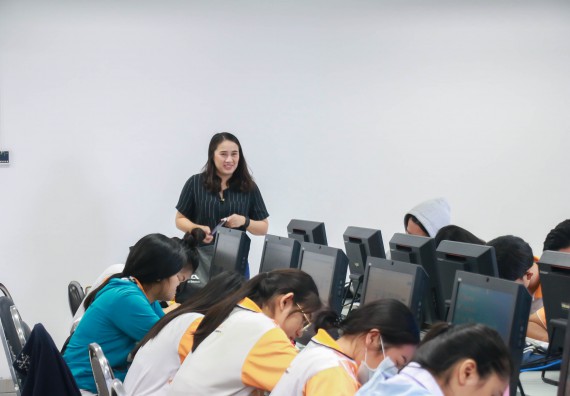 ภาพกิจกรรม โปรแกรมวิชาสาธารณสุขศาสตร์ จัดอบรมการผลิตนวัตกรรมทางสุขภาพด้วยคอมพิวเตอร์