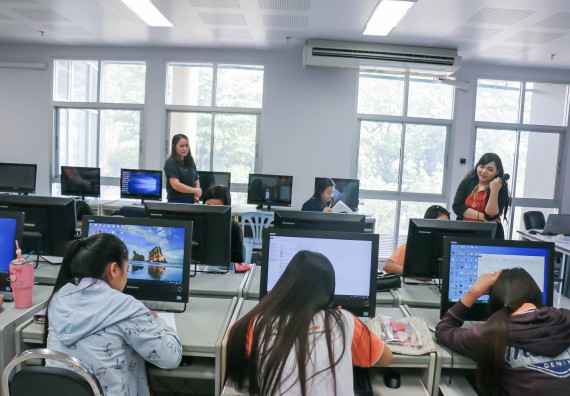 ภาพกิจกรรม โปรแกรมวิชาสาธารณสุขศาสตร์ จัดอบรมการผลิตนวัตกรรมทางสุขภาพด้วยคอมพิวเตอร์