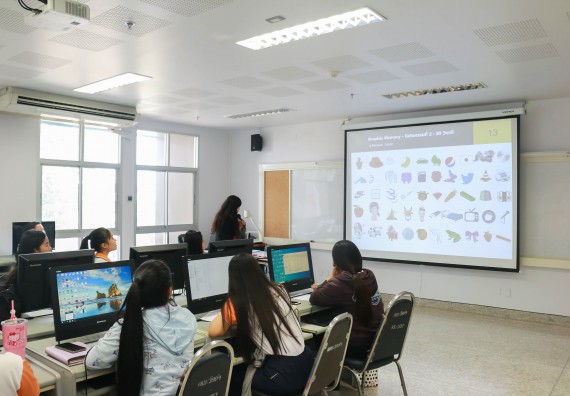 ภาพกิจกรรม โปรแกรมวิชาสาธารณสุขศาสตร์ จัดอบรมการผลิตนวัตกรรมทางสุขภาพด้วยคอมพิวเตอร์