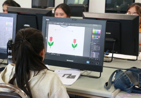 ภาพกิจกรรม โปรแกรมวิชาสาธารณสุขศาสตร์ จัดอบรมการผลิตนวัตกรรมทางสุขภาพด้วยคอมพิวเตอร์