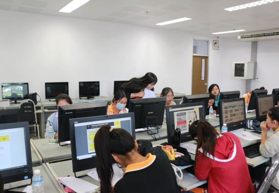 ภาพกิจกรรม โปรแกรมวิชาสาธารณสุขศาสตร์ จัดอบรมการผลิตนวัตกรรมทางสุขภาพด้วยคอมพิวเตอร์