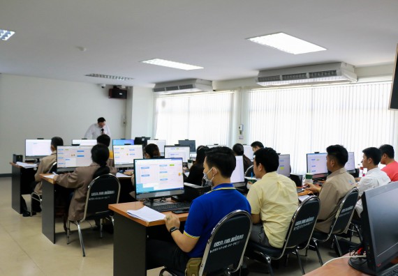 ภาพกิจกรรม คณะวิทยาศาสตร์และเทคโนโลยี จัดทดสอบฝีมือแรงงานตามมาตรฐานกรมพัฒนาฝีมือแรงงาน