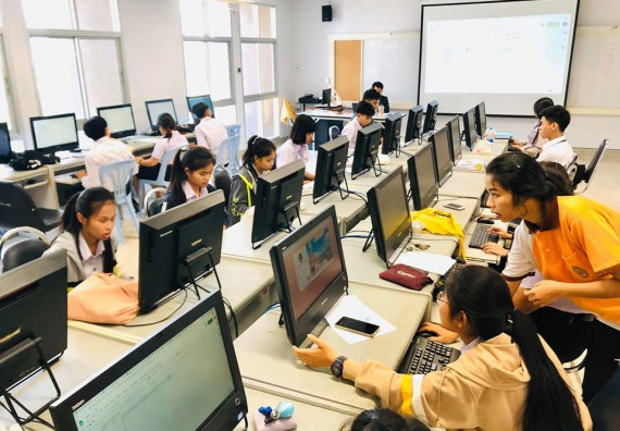 ภาพกิจกรรม โปรแกรมวิชาเคมี จัดโครงการส่งเสริมและพัฒนานักศึกษาหลักสูตรครุศาสตรบัณฑิตเคมีในศตวรรษที่ 21 (ค.บ.เคมี)