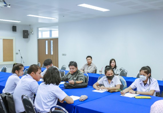 ภาพกิจกรรม ศูนย์ฝึกประสบการณ์วิชาชีพ คณะวิทยาศาสตร์และเทคโนโลยี จัดกิจกรรมสัมมนาก่อนฝึกประสบการณ์วิชาชีพ