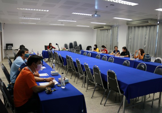 ภาพกิจกรรม คณะวิทยาศาสตร์และเทคโนโลยี จัดกิจกรรมการแลกเปลี่ยนเรียนรู้เรื่องการจัดการเรียนการสอนเพื่อเสริมสร้างคุณธรรมและจริยธรรมให้กับนักศึกษาคณะวิทยาศาสตร์และเทคโนโลยี