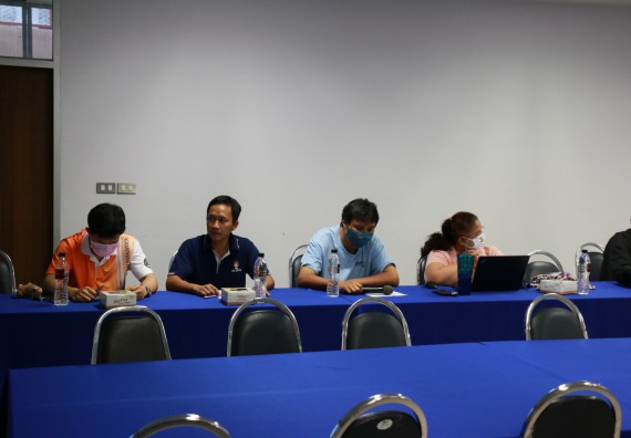 ภาพกิจกรรม คณะวิทยาศาสตร์และเทคโนโลยี จัดกิจกรรมการแลกเปลี่ยนเรียนรู้เรื่องการจัดการเรียนการสอนเพื่อเสริมสร้างคุณธรรมและจริยธรรมให้กับนักศึกษาคณะวิทยาศาสตร์และเทคโนโลยี