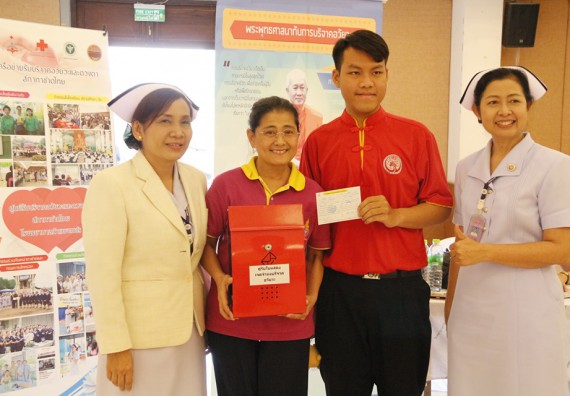 ภาพกิจกรรม คณะวิทยาศาสตร์และเทคโนโลยี เข้าร่วม โครงการวันเอดส์โลก