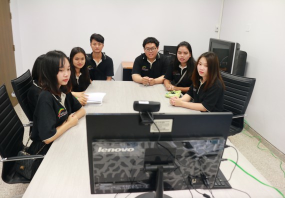 ภาพกิจกรรม โปรแกรมวิชาฟิสิกส์ จัดกิจกรรมตรวจประเมินคุณภาพภายในในรูปแบบการประเมินคุณภาพการศึกษาผ่านสื่ออิเล็กทรอนิกส์ ปีการศึกษา 2562 หลักสูตรฟิสิกส์