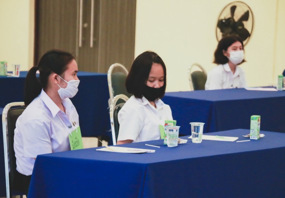 ภาพกิจกรรม โปรแกรมวิชาเคมี จัดอบรมเตรียมความพร้อมทางการเรียนให้นักศึกษาใหม่โปรแกรมวิชาเคมี หลักสูตร วท.บ.