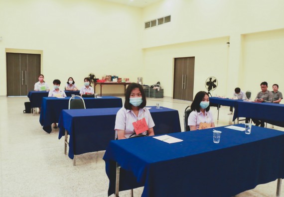 ภาพกิจกรรม โปรแกรมวิชาเคมี จัดอบรมเตรียมความพร้อมทางการเรียนให้นักศึกษาใหม่โปรแกรมวิชาเคมี หลักสูตร วท.บ.