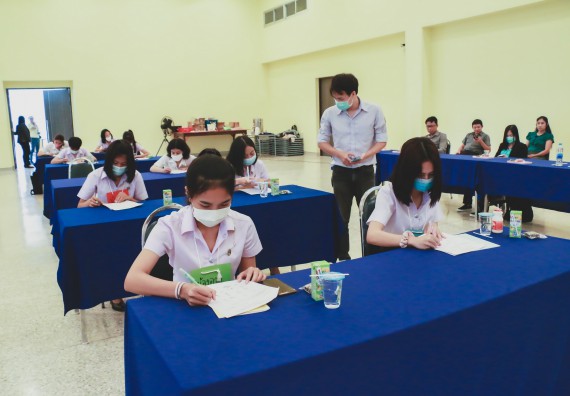 ภาพกิจกรรม โปรแกรมวิชาเคมี จัดอบรมเตรียมความพร้อมทางการเรียนให้นักศึกษาใหม่โปรแกรมวิชาเคมี หลักสูตร วท.บ.