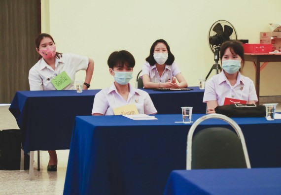 ภาพกิจกรรม โปรแกรมวิชาเคมี จัดอบรมเตรียมความพร้อมทางการเรียนให้นักศึกษาใหม่โปรแกรมวิชาเคมี หลักสูตร ค.บ.