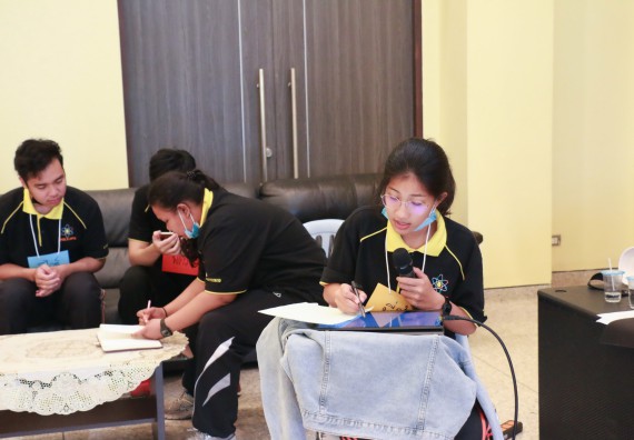 ภาพกิจกรรม  โปรแกรมวิชาเคมี จัดอบรมเตรียมความพร้อมทางการเรียนให้นักศึกษาใหม่โปรแกรมวิชาเคมี หลักสูตร วท.บ.