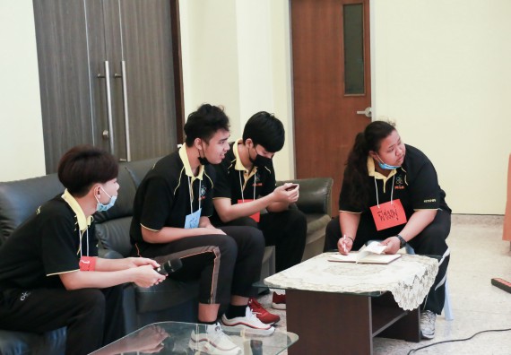 ภาพกิจกรรม โปรแกรมวิชาเคมี จัดอบรมเตรียมความพร้อมทางการเรียนให้นักศึกษาใหม่โปรแกรมวิชาเคมี หลักสูตร ค.บ.