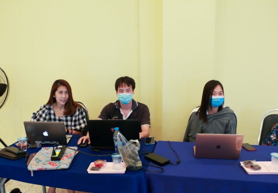 ภาพกิจกรรม โปรแกรมวิชาเคมี จัดอบรมเตรียมความพร้อมทางการเรียนให้นักศึกษาใหม่โปรแกรมวิชาเคมี หลักสูตร ค.บ.