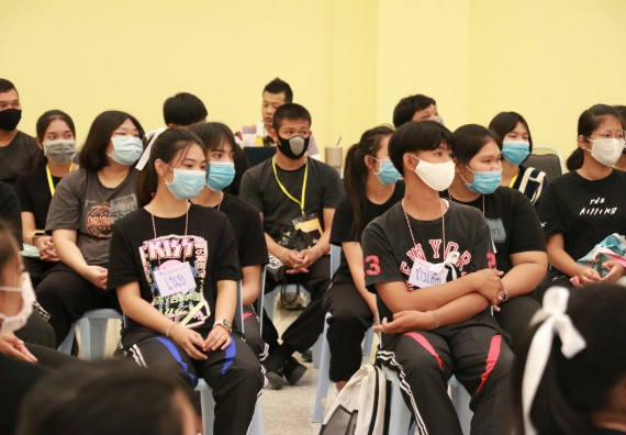 ภาพกิจกรรม สโมสรนักศึกษาคณะวิทยาศาสตร์และเทคโนโลยี จัดอบรมเชิงปฏิบัติการเรื่อง สั่งจิต ชีวิตเปลี่ยน (NLP) กิจกรรมพัฒนาความรู้ให้กับนักศึกษาและศิษย์เก่า