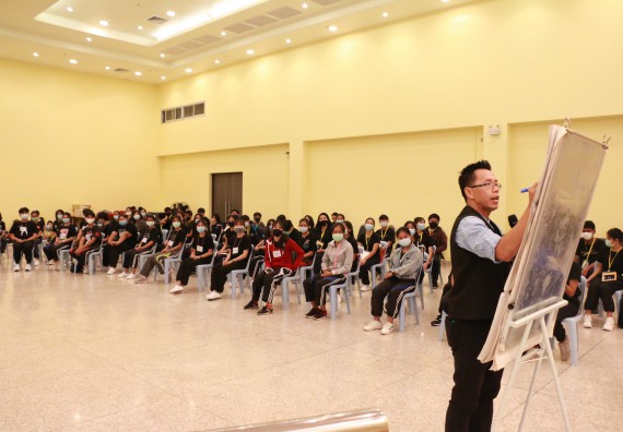 ภาพกิจกรรม สโมสรนักศึกษาคณะวิทยาศาสตร์และเทคโนโลยี จัดอบรมเชิงปฏิบัติการเรื่อง สั่งจิต ชีวิตเปลี่ยน (NLP) กิจกรรมพัฒนาความรู้ให้กับนักศึกษาและศิษย์เก่า