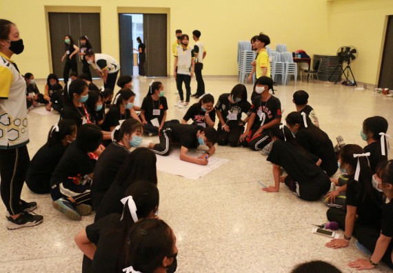 ภาพกิจกรรม สโมสรนักศึกษาคณะวิทยาศาสตร์และเทคโนโลยี จัดอบรมเชิงปฏิบัติการเรื่อง สั่งจิต ชีวิตเปลี่ยน (NLP) กิจกรรมพัฒนาความรู้ให้กับนักศึกษาและศิษย์เก่า