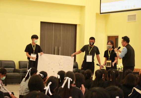 ภาพกิจกรรม สโมสรนักศึกษาคณะวิทยาศาสตร์และเทคโนโลยี จัดอบรมเชิงปฏิบัติการเรื่อง สั่งจิต ชีวิตเปลี่ยน (NLP) กิจกรรมพัฒนาความรู้ให้กับนักศึกษาและศิษย์เก่า