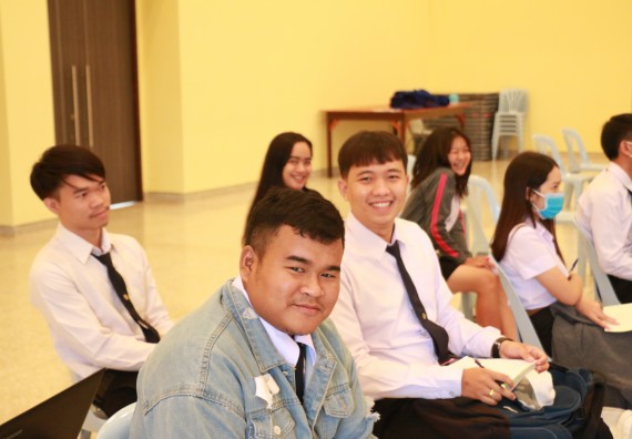 ภาพกิจกรรม คณะวิทยาศาสตร์และเทคโนโลยี จัดกิจกรรมการอบรมเตรียมความพร้อมการทำวิจัยทางเคมี สำหรับนักศึกษาโปรแกรมวิชาเคมี