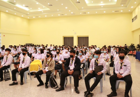 ภาพกิจกรรม สโมสรนักศึกษาคณะวิทยาศาสตร์และเทคโนโลยี จัดกิจกรรมรักแรกผูกจิตนักศึกษาวิทยาศาสตร์และเทคโนโลยี