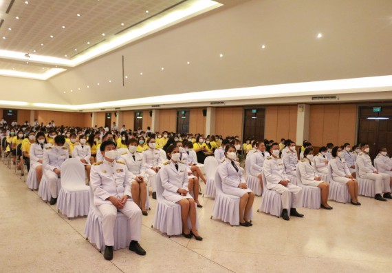 ภาพกิจกรรม พิธีถวายพระพรชัยมงคลและพิธีถวายสัตย์ปฏิญาณ เพื่อเป็นข้าราชการที่ดีและพลังของแผ่นดิน ประจำปี 2563 เนื่องในโอกาสวันเฉลิมพระชนมพรรษา พระบาทสมเด็จพระปรเมนทรรามาธิบดีศรีสินทรมหาวชิราลงกรณ พระวชิรเกล้าเจ้าอยู่หัว