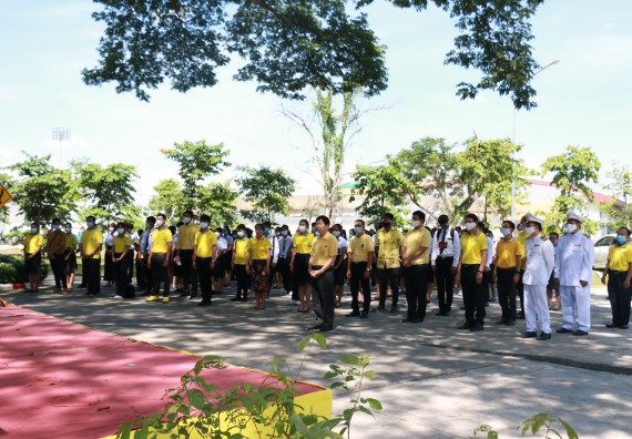 ภาพกิจกรรม พิธีถวายพระพรชัยมงคลและพิธีถวายสัตย์ปฏิญาณ เพื่อเป็นข้าราชการที่ดีและพลังของแผ่นดิน ประจำปี 2563 เนื่องในโอกาสวันเฉลิมพระชนมพรรษา พระบาทสมเด็จพระปรเมนทรรามาธิบดีศรีสินทรมหาวชิราลงกรณ พระวชิรเกล้าเจ้าอยู่หัว