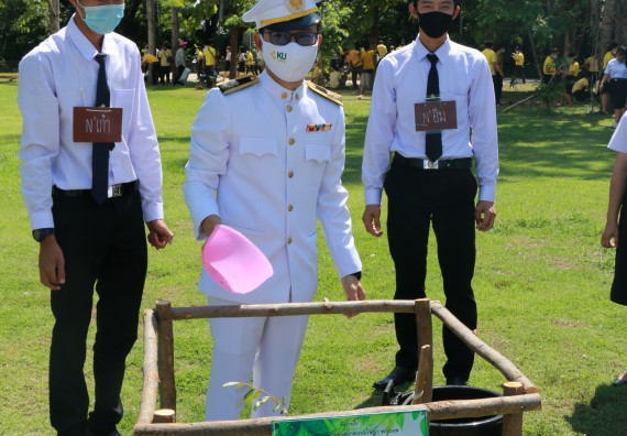 ภาพกิจกรรม พิธีถวายพระพรชัยมงคลและพิธีถวายสัตย์ปฏิญาณ เพื่อเป็นข้าราชการที่ดีและพลังของแผ่นดิน ประจำปี 2563 เนื่องในโอกาสวันเฉลิมพระชนมพรรษา พระบาทสมเด็จพระปรเมนทรรามาธิบดีศรีสินทรมหาวชิราลงกรณ พระวชิรเกล้าเจ้าอยู่หัว