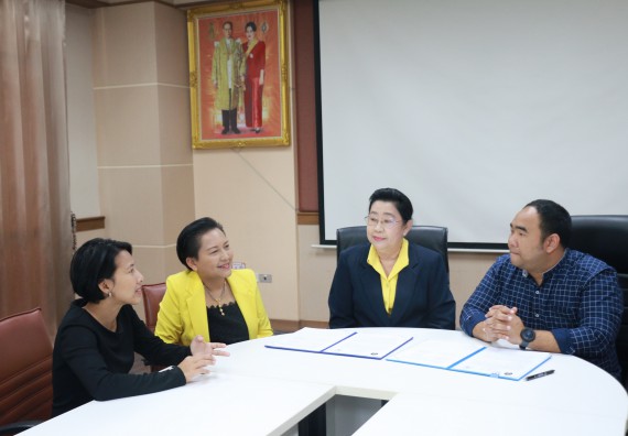 ภาพกิจกรรม โปรแกรมวิชาชีววิทยา จัดกิจกรรมลงนามบันทึกข้อตกลงความร่วมมือ (MOU) ระหว่างมหาวิทยาลัยราชภัฏกำแพงเพชร กับ บริษัท ไมโครอินโนเวต จำกัด