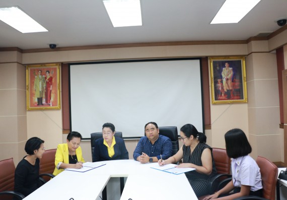 ภาพกิจกรรม โปรแกรมวิชาชีววิทยา จัดกิจกรรมลงนามบันทึกข้อตกลงความร่วมมือ (MOU) ระหว่างมหาวิทยาลัยราชภัฏกำแพงเพชร กับ บริษัท ไมโครอินโนเวต จำกัด