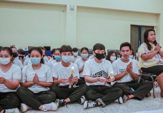 ภาพกิจกรรม สโมสรนักศึกษาคณะวิทยาศาสตร์และเทคโนโลยี จัดกิจกรรมบายศรีสู่ขวัญคณะวิทยาศาสตร์และเทคโนโลยี