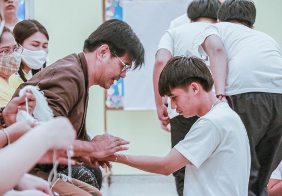 ภาพกิจกรรม สโมสรนักศึกษาคณะวิทยาศาสตร์และเทคโนโลยี จัดกิจกรรมบายศรีสู่ขวัญคณะวิทยาศาสตร์และเทคโนโลยี