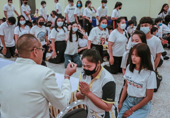 ภาพกิจกรรม สโมสรนักศึกษาคณะวิทยาศาสตร์และเทคโนโลยี จัดกิจกรรมบายศรีสู่ขวัญคณะวิทยาศาสตร์และเทคโนโลยี