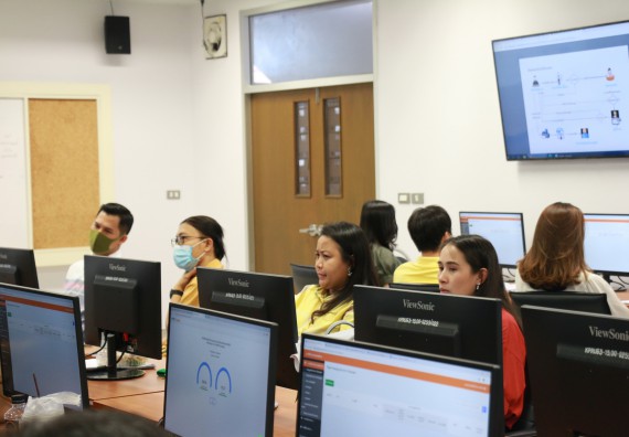 ภาพกิจกรรม คณะวิทยาศาสตร์และเทคโนโลยี เข้าร่วม อบรมระบบสำนักงานอัตโนมัติ (e-office) และระบบการลาและไปราชการ (e-personal)