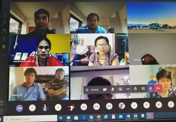 ภาพกิจกรรม  คณะวิทยาศาสตร์และเทคโนโลยี เข้าร่วม อบรมออนไลน์ เรื่อง การใช้เทคโนโลยีเพื่อเตรียมความพร้อมในการสอนออนไลน์ 