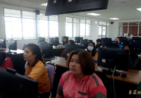 ภาพกิจกรรม โปรแกรมวิชาวิทยาการคอมพิวเตอร์ จัดอบรมเชิงปฏิบัติการ เรื่อง Business Intelligence Tools with Tableau and Qliksence