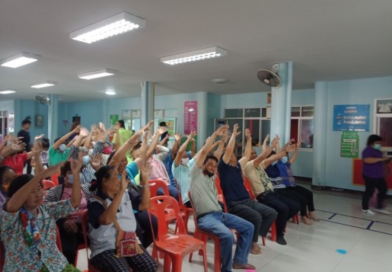 ภาพกิจกรรม ศูนย์บริการทางการแพทย์แผนไทยและการแพทย์ทางเลือก จัดกิจกรรมการดูแลสุขภาพด้วยการแพทย์ทางเลือก ครั้งที่ 2