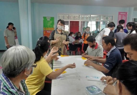 ภาพกิจกรรม ศูนย์บริการทางการแพทย์แผนไทยและการแพทย์ทางเลือก จัดกิจกรรมการดูแลสุขภาพด้วยการแพทย์ทางเลือก ครั้งที่ 2